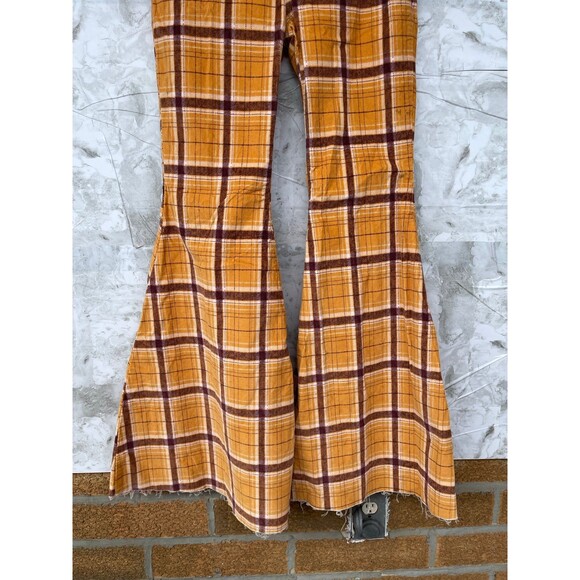 FREE PEOPLE Plaid Float On Flare Corduroy Pants size 28 - Picture 4 of 12